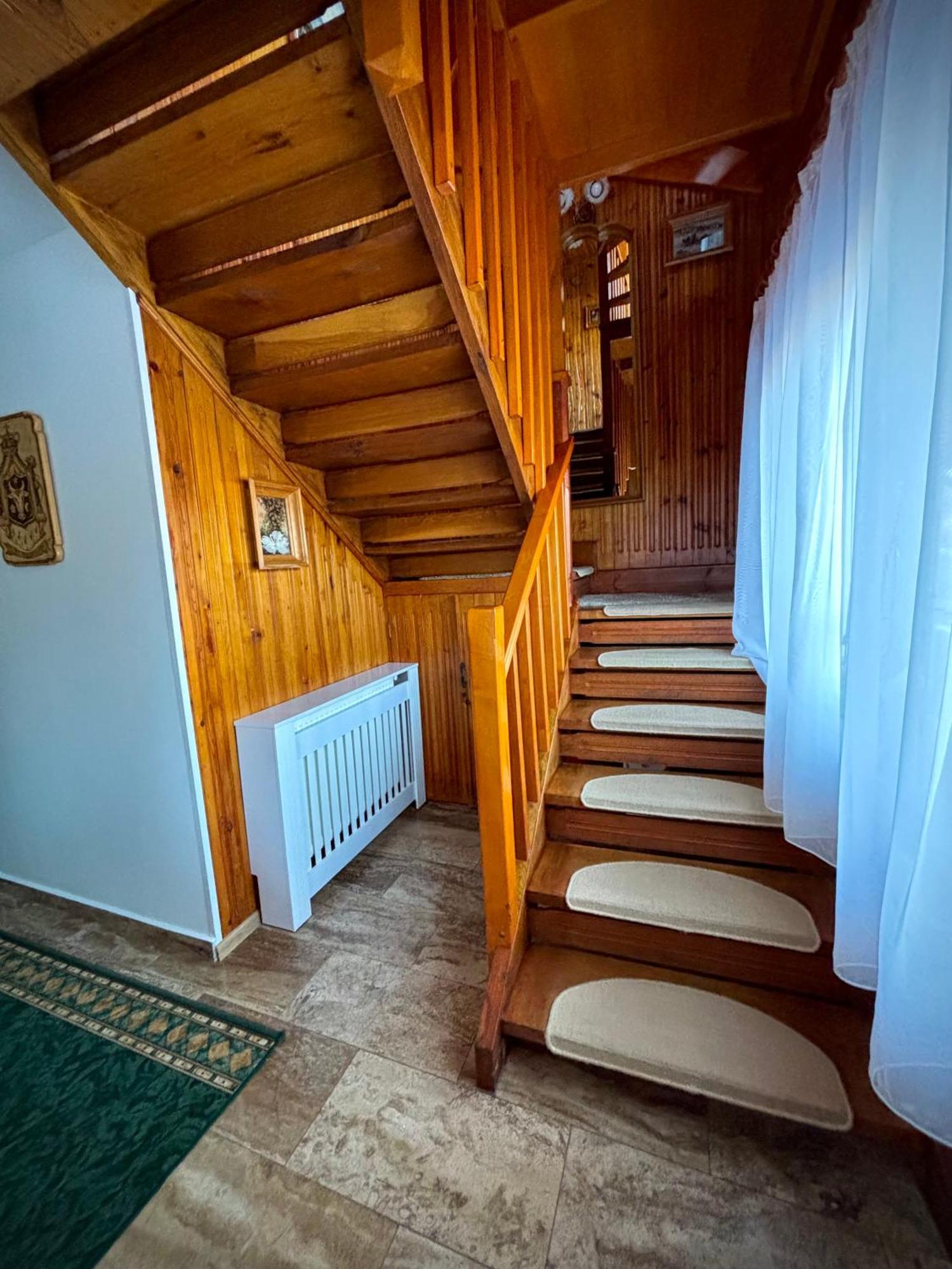 Pensiunea Casa-Stefanel Sadova (Suceava) Exterior foto
