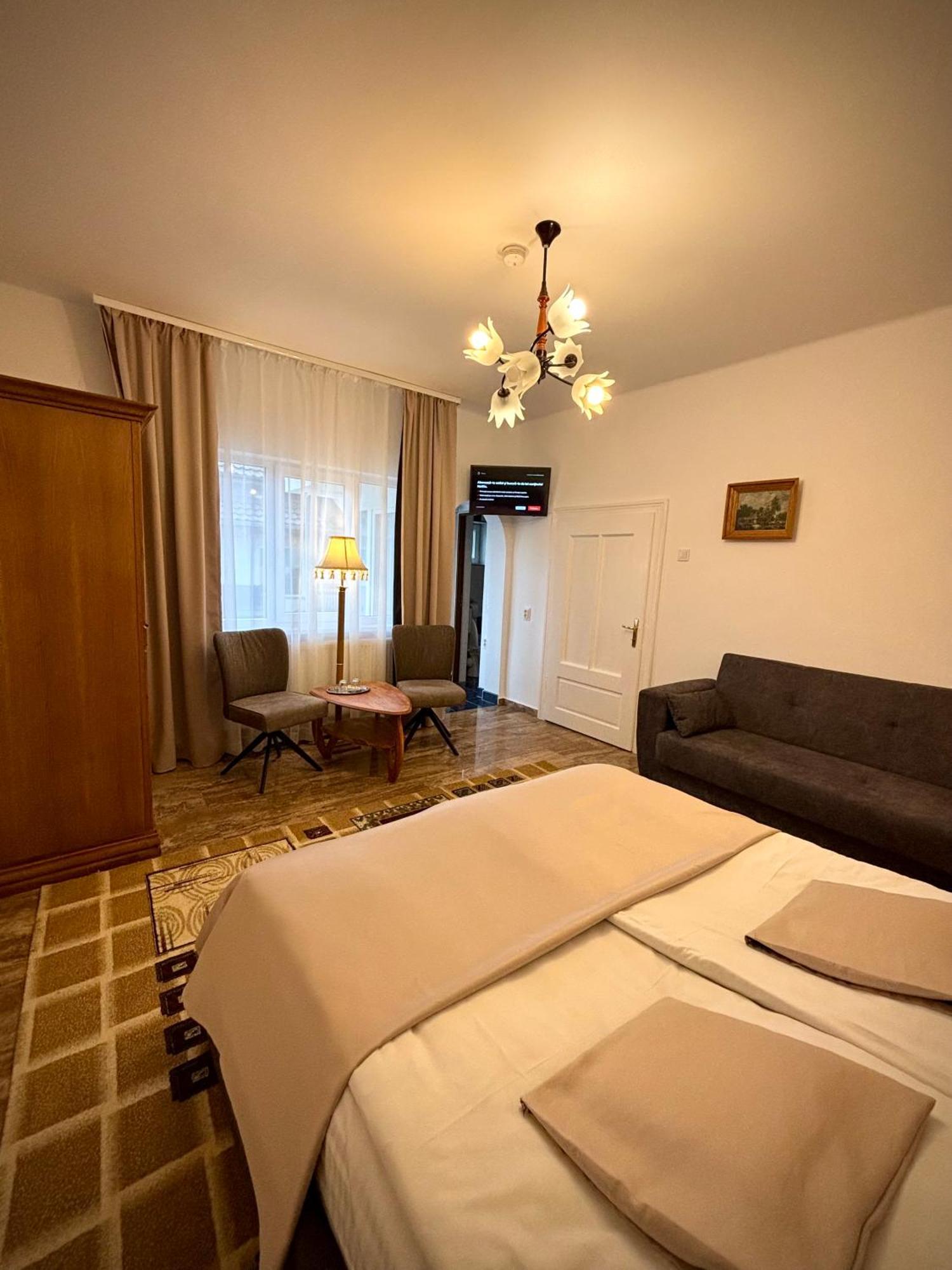 Pensiunea Casa-Stefanel Sadova (Suceava) Exterior foto